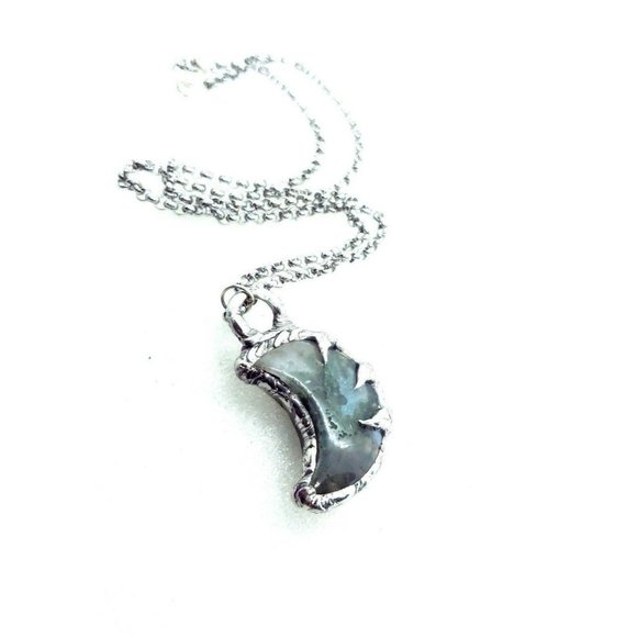 Moss agate moon crystal Necklace handmade crescent moon gothic metalwork - Picture 8 of 12